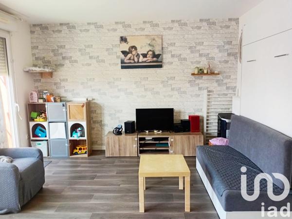 Appartement 2 pièces de 40 m² à Grigny (91350)