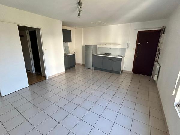 Appartement T1 bis - secteur St Michel. Rue Poullaouec