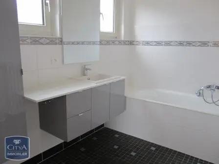 Appartement à louer 2 pièces 49.54m²