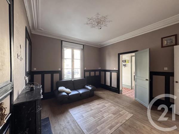 Maison à vendre  6 pièces - 178,59 m 2   LE LUDE  - 72
