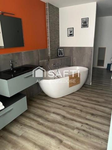 Ensemble immobilier proche ALBI