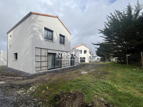 Maison Neuve à vendre à Saint Hilaire de Riez - 4 chambres, proche des commerces.