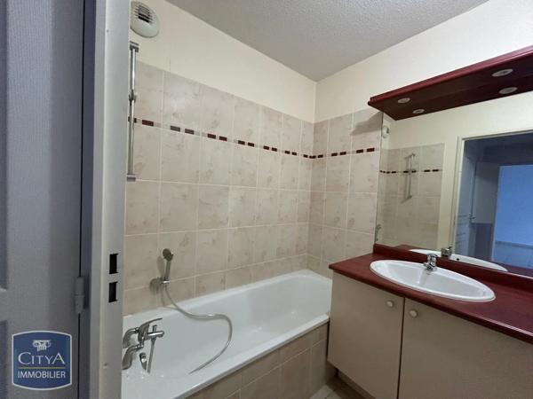 Appartement à louer 2 pièces 49.74m² Montpellier (34000)