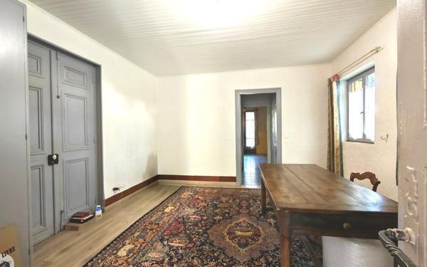 Maison à vendre    8 pièces •  Céret