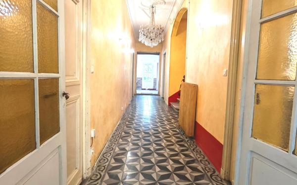 Maison à vendre    8 pièces •  Céret