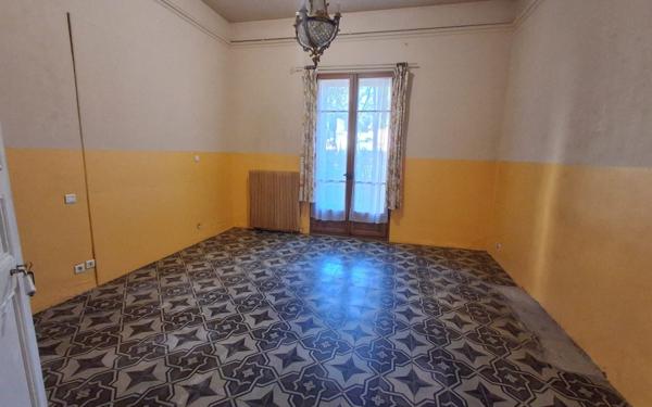 Maison à vendre    8 pièces •  Céret