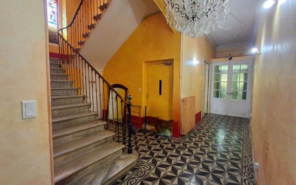 Maison à vendre    8 pièces •  Céret