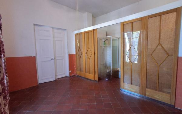 Maison à vendre    8 pièces •  Céret