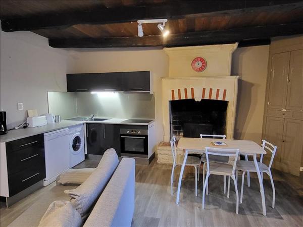 Immeuble à vendre |  Jonzac |  137 m²