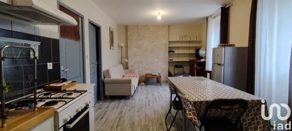 Maison à vendre 7 pièces 140 m² Saint-Jean-d'Angély