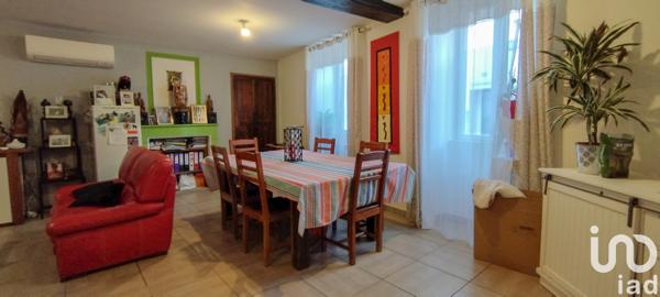 Maison à vendre 7 pièces 140 m² Saint-Jean-d'Angély