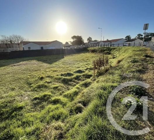Terrain à vendre  848 m 2   LA TRANCHE SUR MER  - 85
