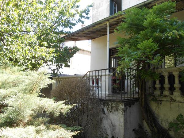 Maison · Location Oullins (69600) 7 pièces · 154m²