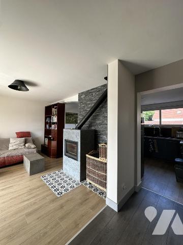 Maison individuelle avec bassin à poissons, un atelier, un garage, 4 chambres 505M² de terrain