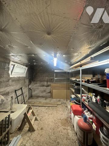 Maison individuelle avec bassin à poissons, un atelier, un garage, 4 chambres 505M² de terrain