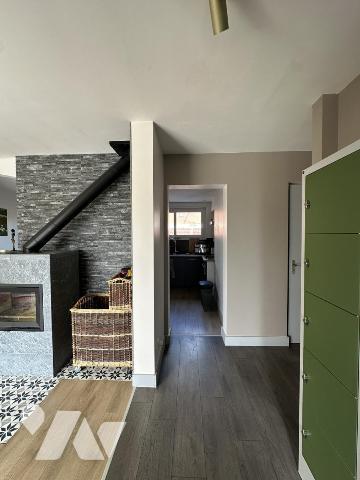 Maison individuelle avec bassin à poissons, un atelier, un garage, 4 chambres 505M² de terrain