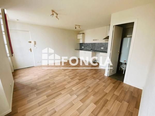 Location Appartement 2 pièces 36.2 m² - 19 RUE MATHIEU LALANNE Pau 64000