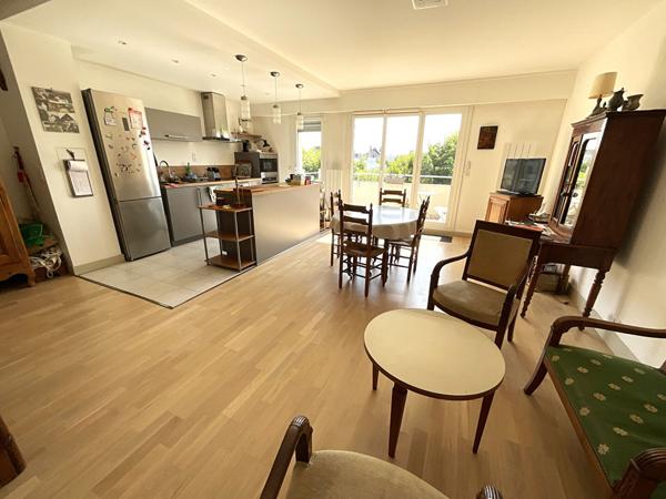 Appartement 4 pièces de 75m2 à 5 min de la gare