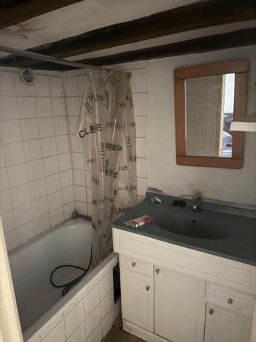 Appartement à SAINT-ETIENNE, 42000 - 1 pièce 21m²