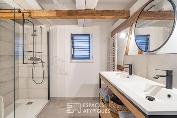 Propriété alsacienne réinterprétée avec piscine et vue