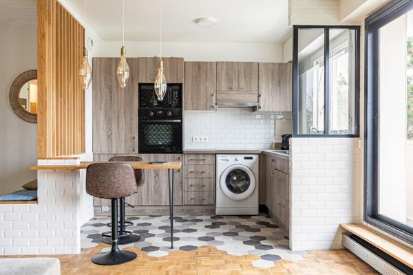 RUEIL-MALMAISON - CENTRE VILLE BOIS PREAU - APPARTEMENT DE 50 M² - 1 CHAMBRE - DERNIER ETAGE - PARKING - CAVE -