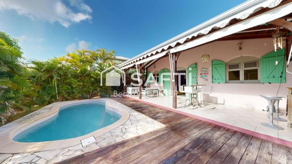 3 chambres, piscine et carbet, excellent état