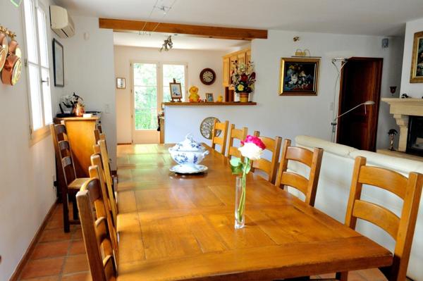 MAISON familiale 3 ch avec salle d'eau et piscine au calme