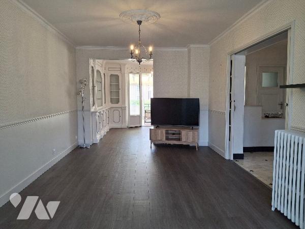 MAISON A VENDRE AU CENTRE DE NOGENT LE ROTROU