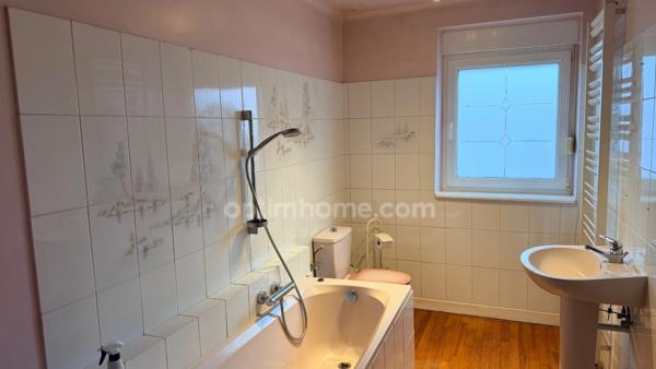 BERTRANGE - MAISON DE VILLAGE DE 97 M² A RENOVER ! FORT POTENTIEL !