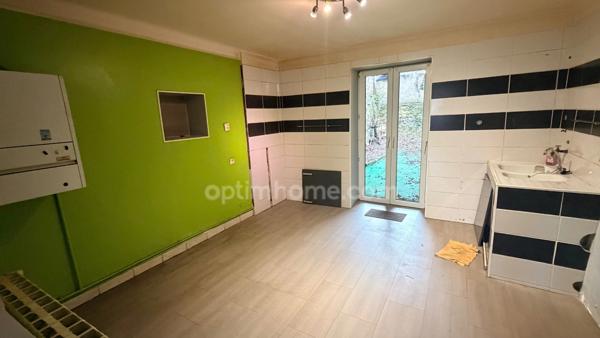 BERTRANGE - MAISON DE VILLAGE DE 97 M² A RENOVER ! FORT POTENTIEL !