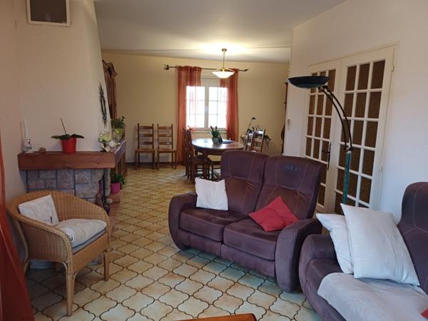 Maison  5 pièce(s)  4 chambre(s)  103 m²