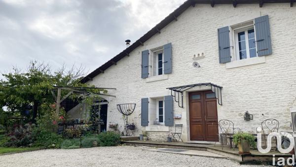 Maison à vendre 7 pièces 152 m² Rouillac