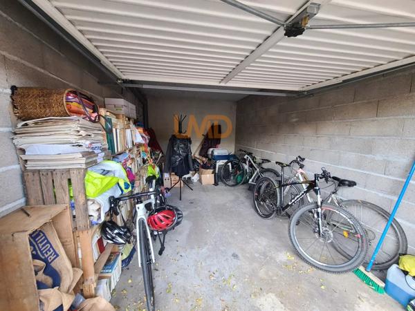 Appartement de type T3 d'une superficie de 71 m2.