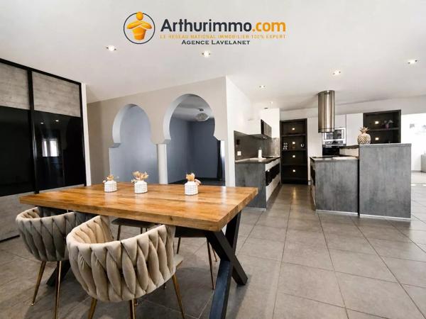 Vente                                                      Maison
                        
                     5 pièces                      131 m2                     à Ferrières-sur-Ariège