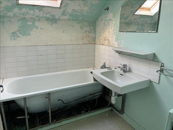 Maison à vendre |  Eyburie |  5 pièces | 120 m²