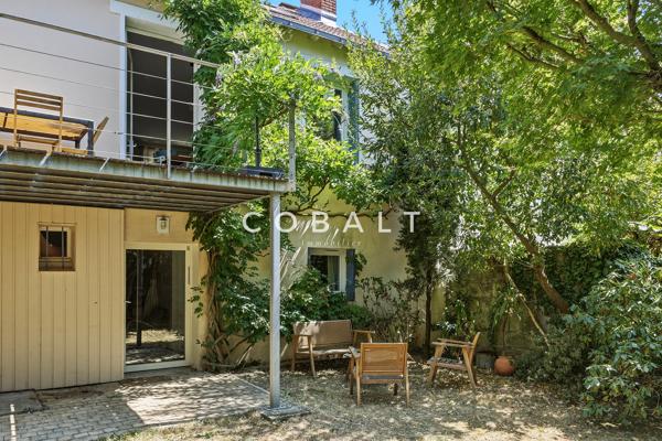 Sainte-Anne – L'alliance du cachet, des volumes et d'un jardin en ville