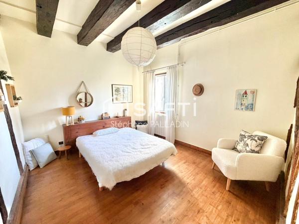 Maison Pierre/Colombage Traditionnelle avec dépendance sur Grand terrain