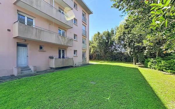 Immeuble à vendre    545 m2 Anglet