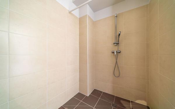 Appartement à louer    1 pièce •  Cenon