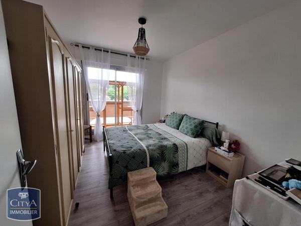 Appartement à louer 2 pièces 63.68m²