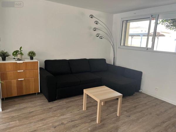 Maison à vendre à Saint-Bonnet-de-Mure dans le Rhône (69720), ref : 01067-886