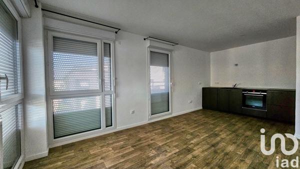 Appartement 2 pièces de 44 m² à Les Mureaux (78130)