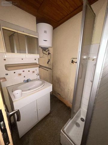 Maison de ville à vendre à Chaussenac dans le Cantal (15700), ref : 15060/1225