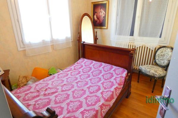 SAINT JOSEPH BELLE MAISON 4 CHAMBRES ET 1 UN BUREAU Aurillac (15000)