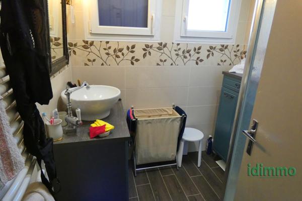 SAINT JOSEPH BELLE MAISON 4 CHAMBRES ET 1 UN BUREAU Aurillac (15000)