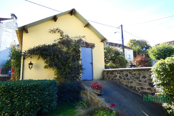 SAINT JOSEPH BELLE MAISON 4 CHAMBRES ET 1 UN BUREAU Aurillac (15000)