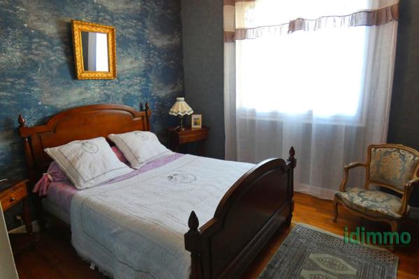 SAINT JOSEPH BELLE MAISON 4 CHAMBRES ET 1 UN BUREAU Aurillac (15000)