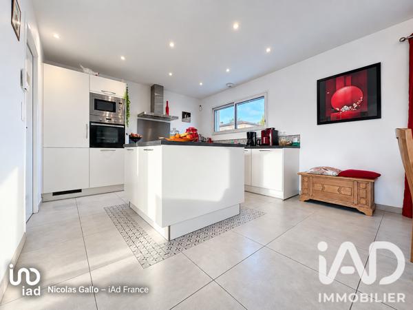Maison à vendre 4 pièces 122 m² Créon