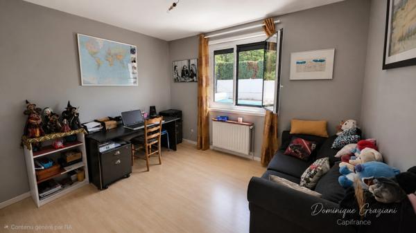 Maison Plain-pied ,3chambres,piscine, Calme