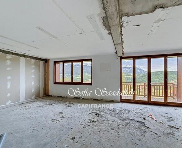 Appartement à vendre 3 pièces en plateau dans résidence entièrement rénovée – Vue Mont-Blanc